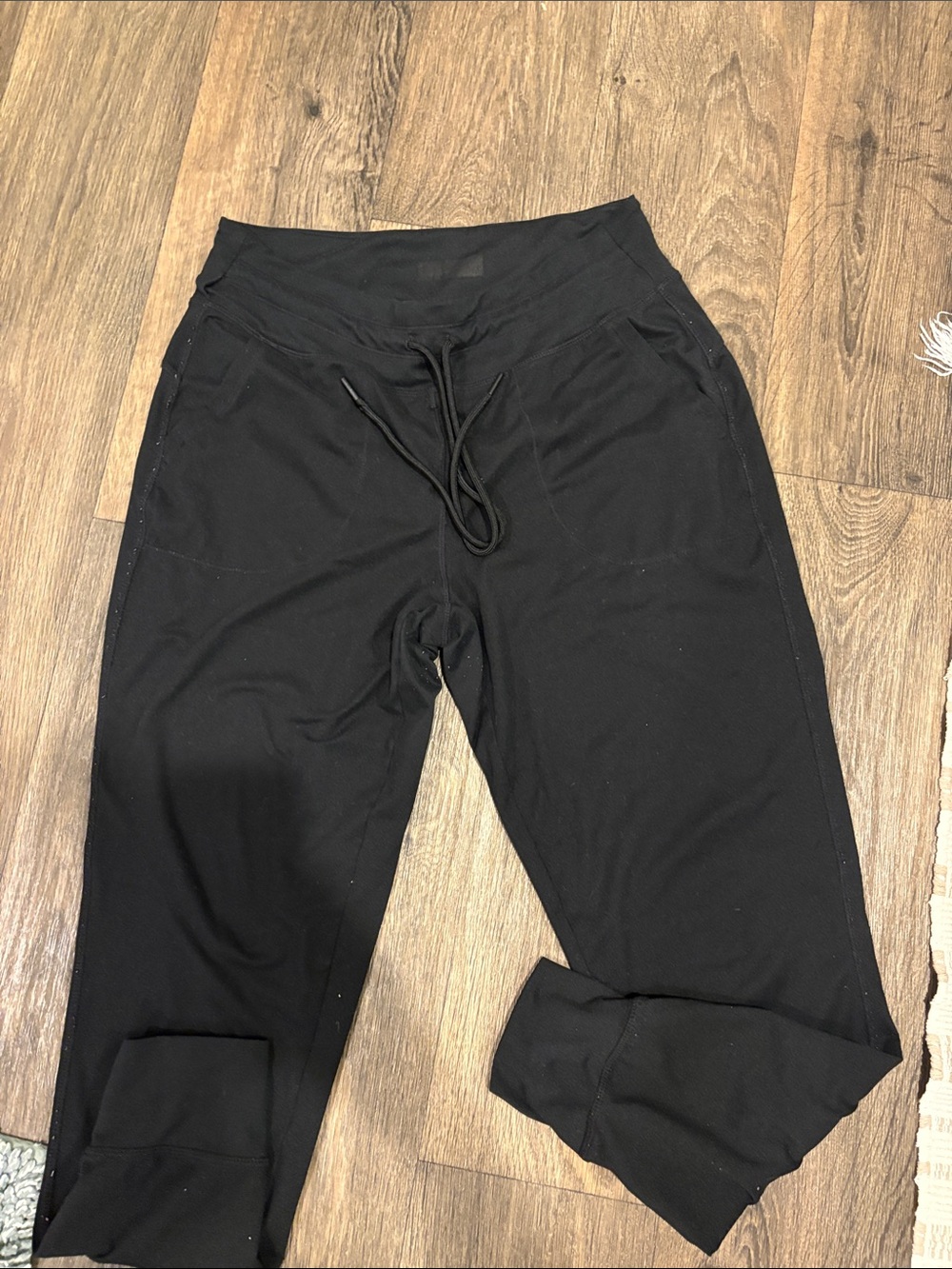 Free in any bundle Women’s Black Drawstring Jogger Pants M